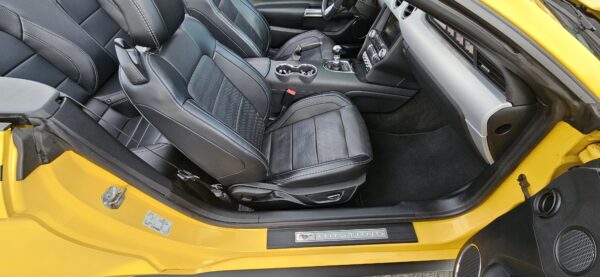 Ford Mustang GT BM V8 5.0 Cabriolet 421 CH, 1ERE MAIN, Garantie, MALUS INCLUS – Image 3