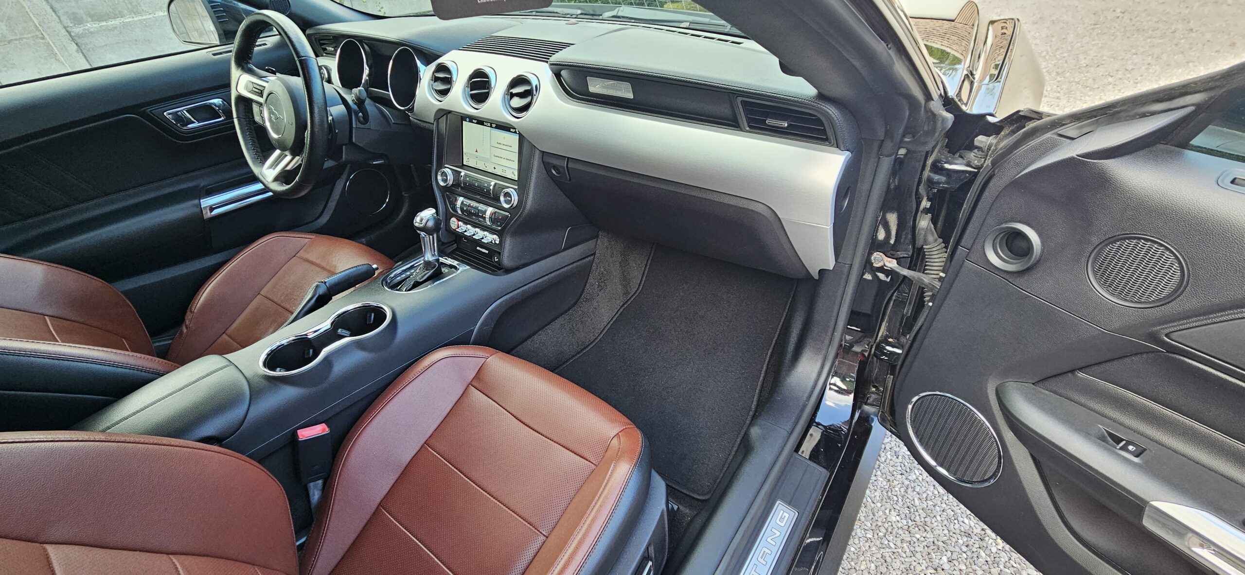 Ford Mustang GT BA V8 5.0 Coupé 421 CH, 1ERE MAIN, Garantie, full black – Image 11