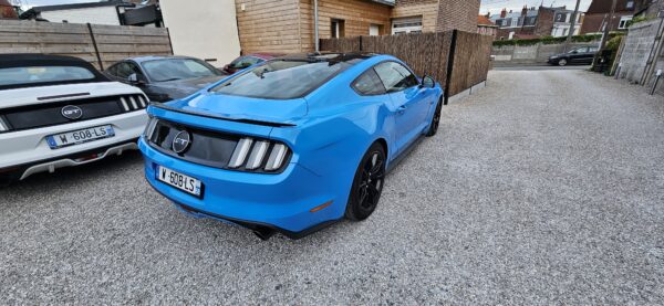 Ford Mustang GT BM V8 5.0 Coupé 421 CH, 1ERE MAIN, Garantie GRABBER BLUE BLACK SHADOW EDITION – Image 5