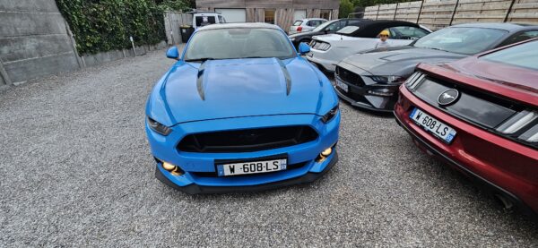 Ford Mustang GT BM V8 5.0 Coupé 421 CH, 1ERE MAIN, Garantie GRABBER BLUE BLACK SHADOW EDITION – Image 3