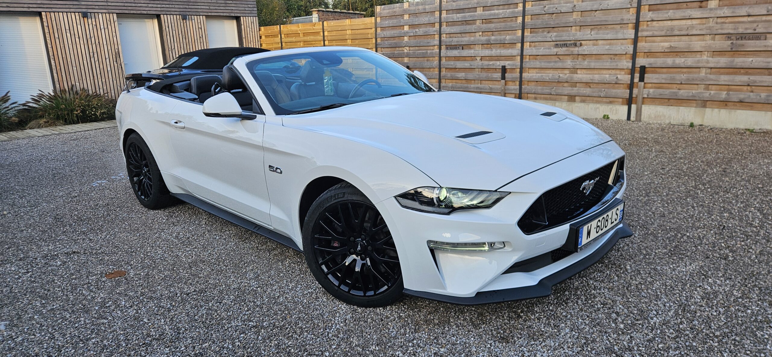 Ford Mustang GT BA V8 5.0 Cabriolet 450 CH, 1ERE MAIN, Garantie