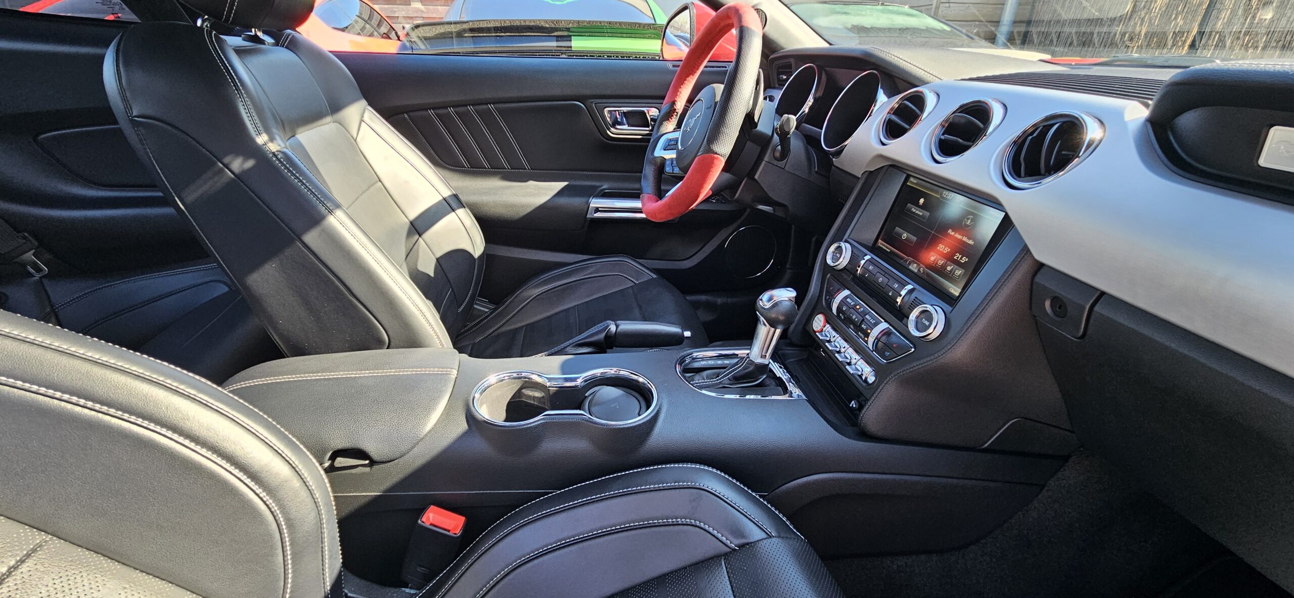 Ford Mustang GT BA V8 5.0 Fastback Coupé 421 CH, 1ERE MAIN, Garantie – Image 10